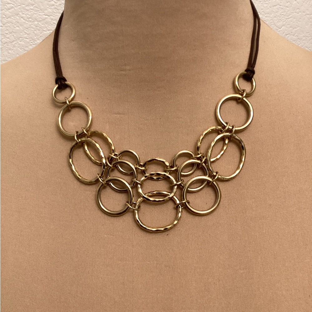 Elegant Gold Necklace